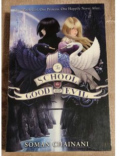 The School for Good and Evil (Book 1)