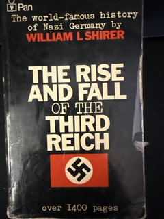The Rise And Fall Of The Third Reich PAPER BACK 1976 Vintage